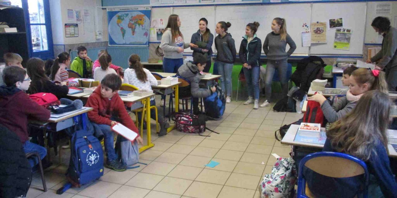 Sortie des CM2, encadrée par des élèves de BTS du Lycée Drôme Provençale